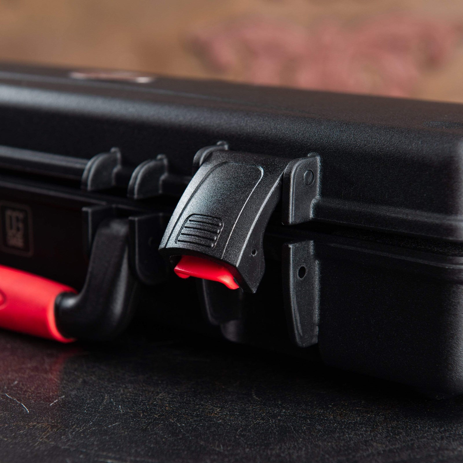 dgsusa hard case 17" SMALL Protector case DGCASE@10-01 | interior: 15.98 x 3.88 x 2.63 in