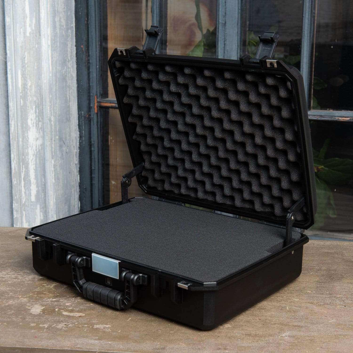 dgsusa hard case 19" Protector case DGCASE@70-01 | interior: 17.52 x 12.79 x 5.31 in