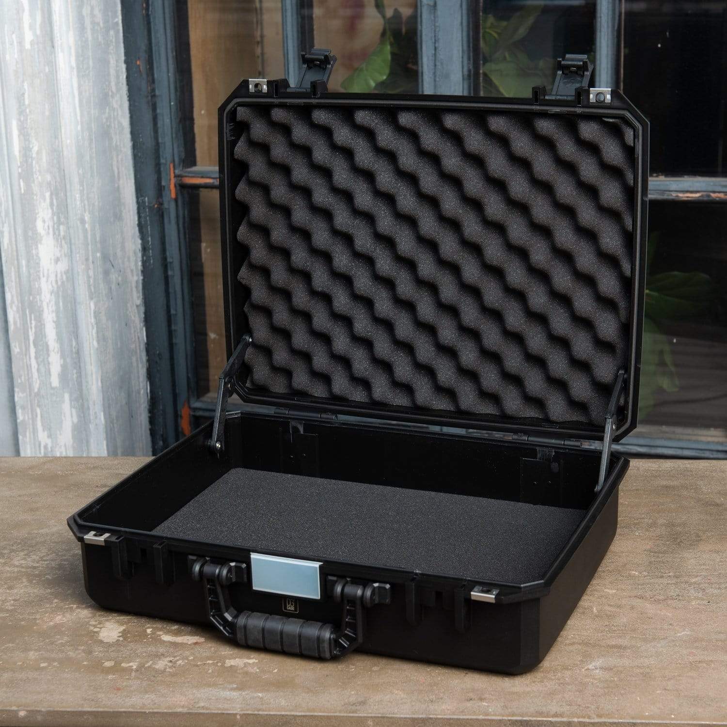 dgsusa hard case 19" Protector case DGCASE@70-01 | interior: 17.52 x 12.79 x 5.31 in