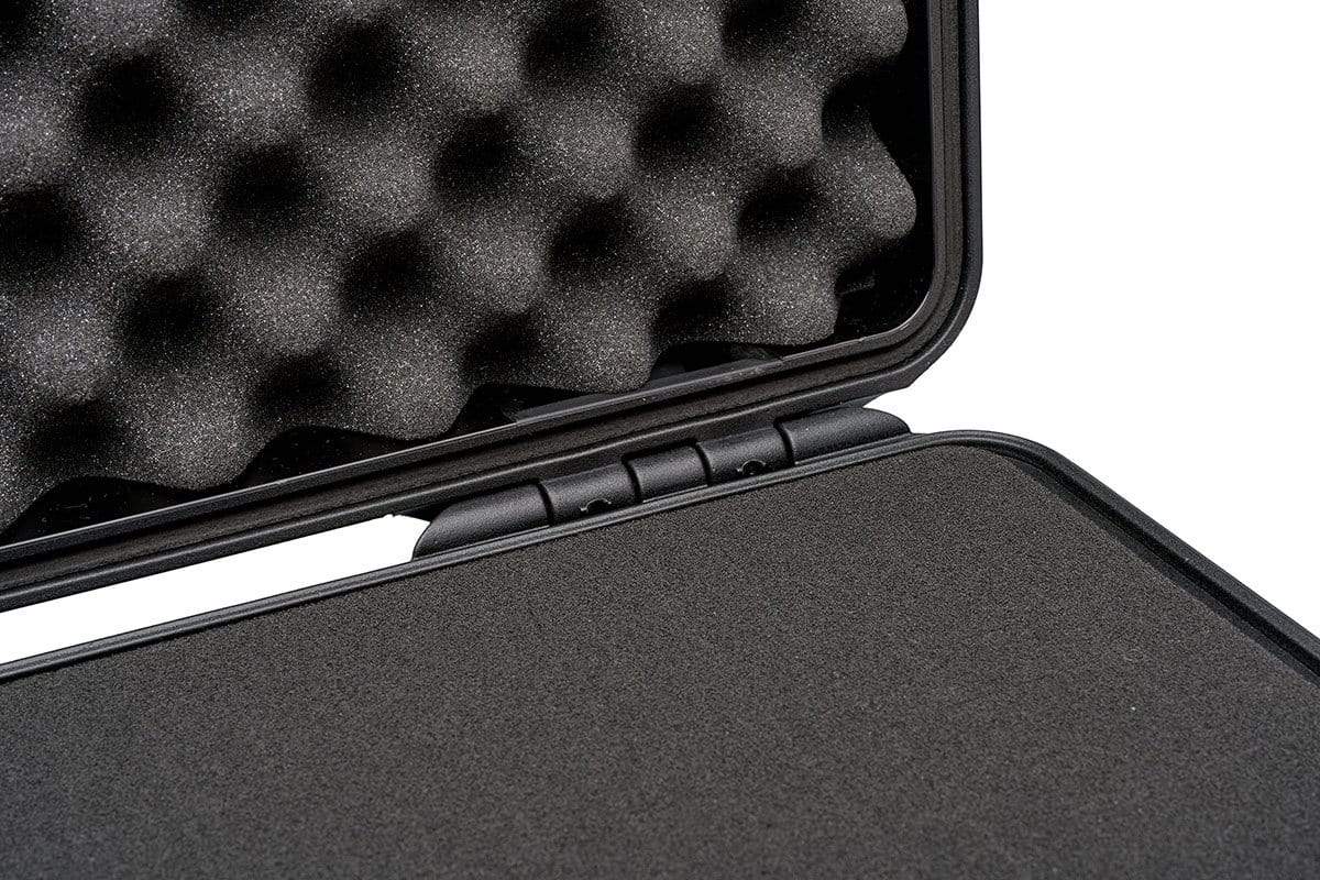 dgsusa hard case art: 80-04 - 17.13x13.19x10.51in. 19" Protector case "DGCASE@Series 80" | interior: 17.13 x 13.19 in | 4 variants height